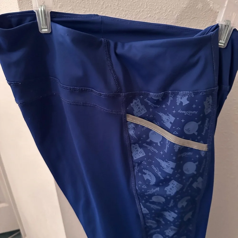 Disney Marathonn weekend 2024 Leggings - Picture 3 of 3